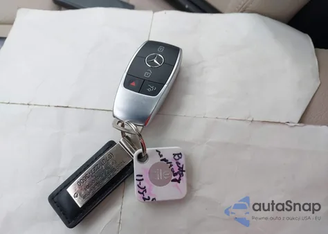 2019 Mercedes-Benz C 300 4Matic из США, поврежденный, VIN 55SWF8EB5KU289476